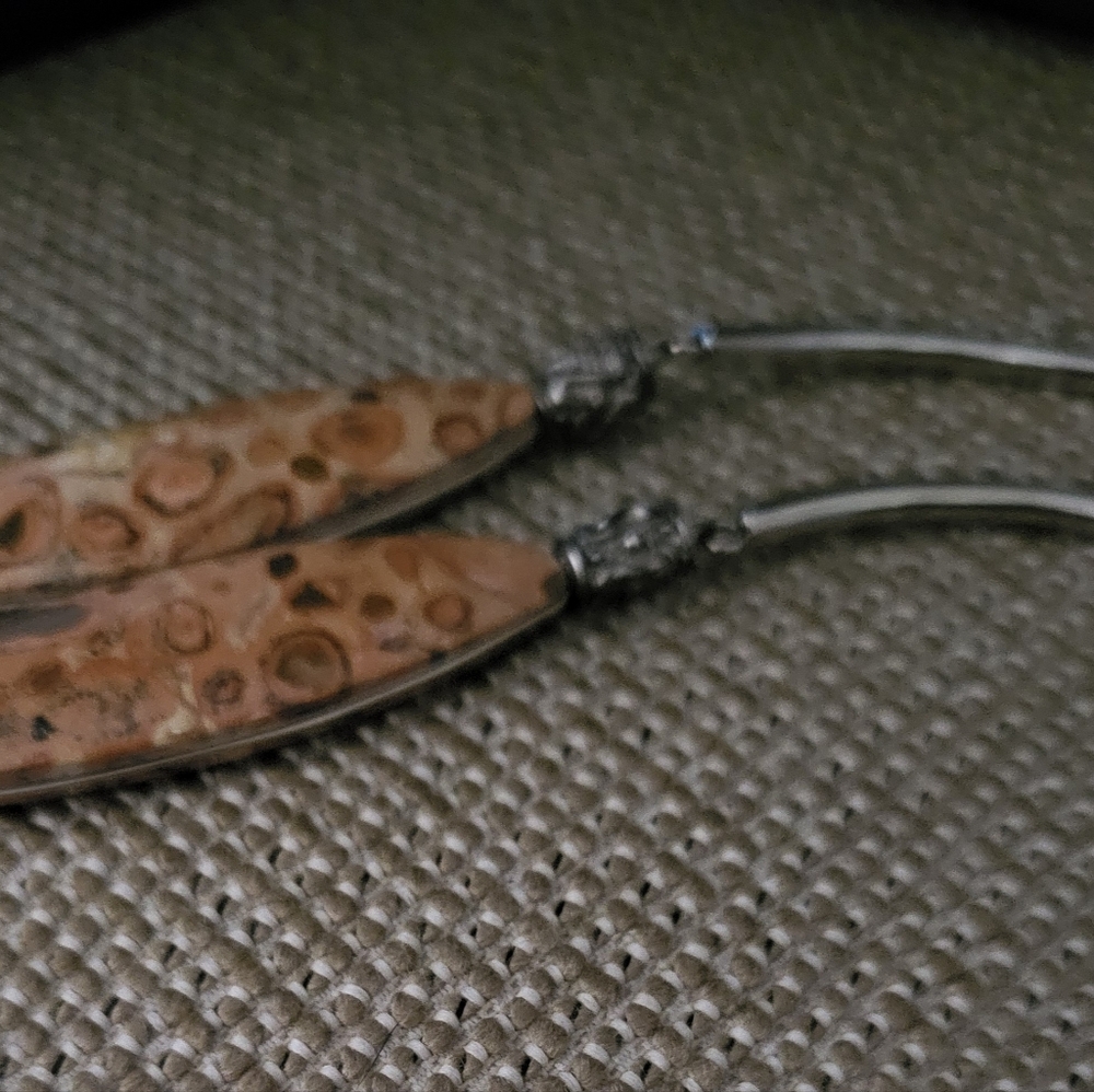 Unique Necklace. Stone Unknown. Jasper Maybe. - image 2